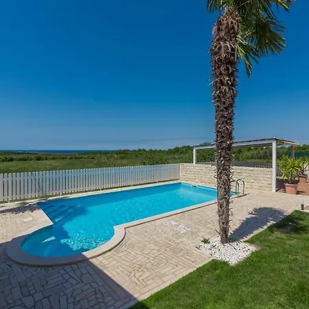 Villa Andrea Novigrad (Istria)