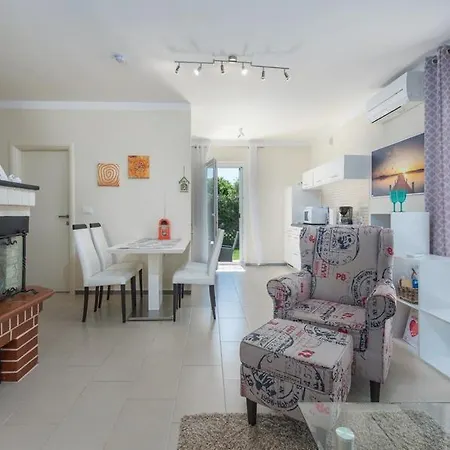 Andrea فيلة Novigrad Istria