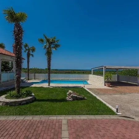 Villa Andrea Novigrad Istria