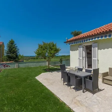 Andrea Villa Novigrad Istria