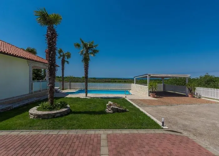 Villa Andrea Novigrad Istria